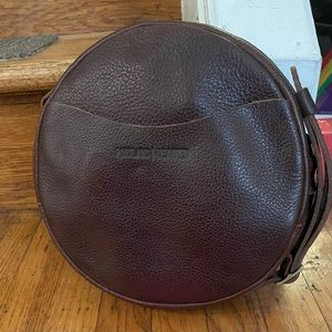 Like new, never used Portland Leather large premium circle bag in Coldbrew!
